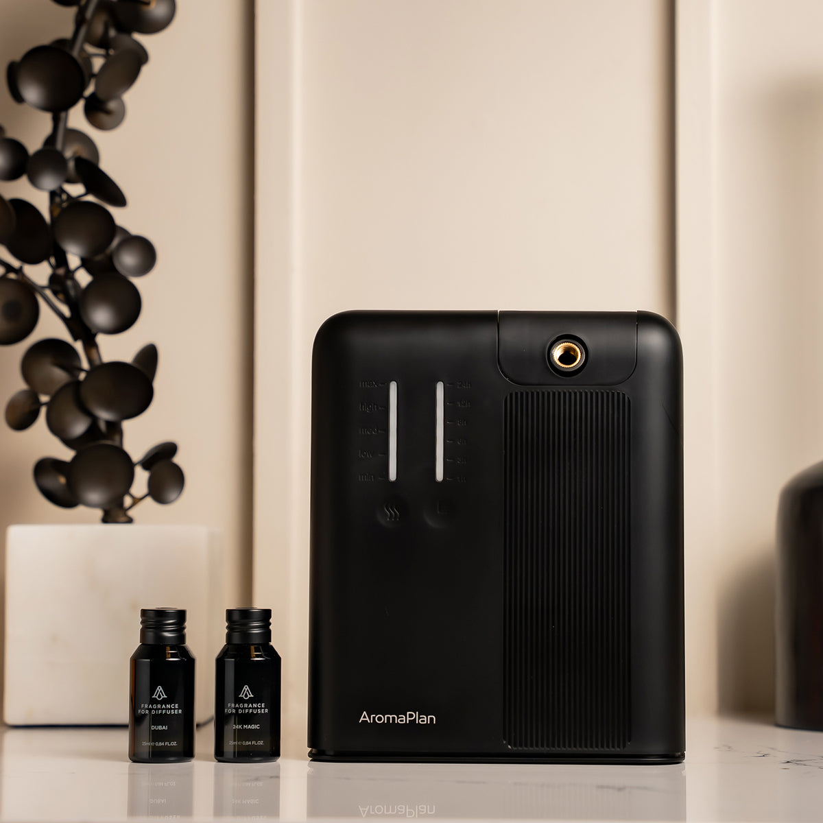 Diffuser AromaPlan Pro Black + 2 Fragrances - Aromaplan